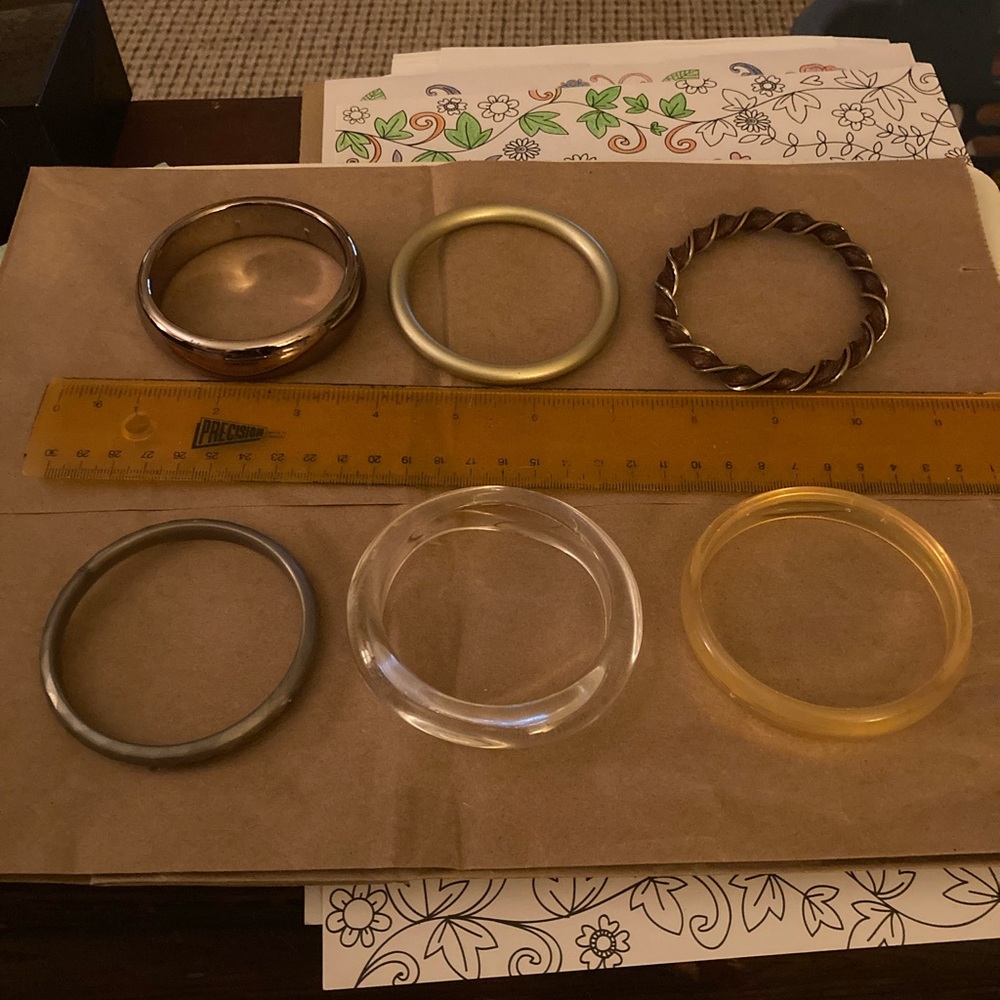 A Bundle of Bangles - 30 total - Picture 5 of 13